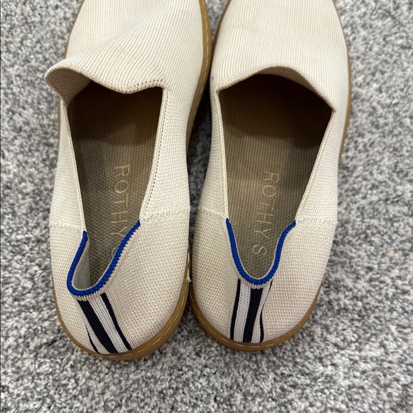 Rothy's Cream Flats with Soft Upper and Versatile Design - Picture 5 of 6